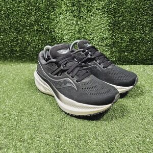 Saucony Triumph 20 Black Athletic Running Cushioned Sneakers Womens Size 6